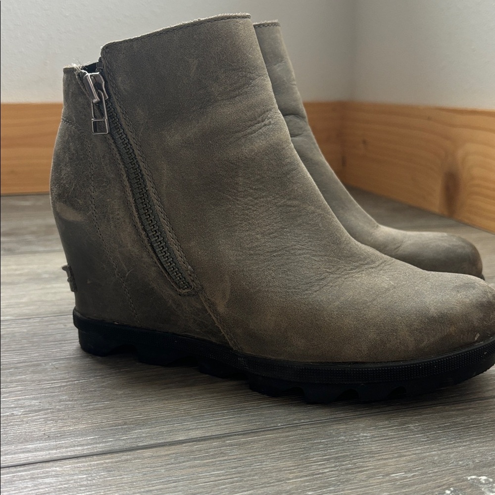 Sorel Taupe Wedge Ankle Booties with Side Zip
